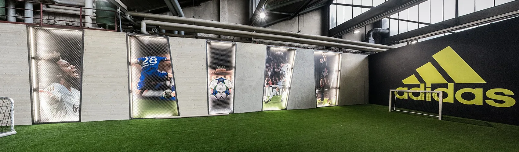 Leistungen von brandhands – Location Branding der adidas Soccer Hall in Berlin